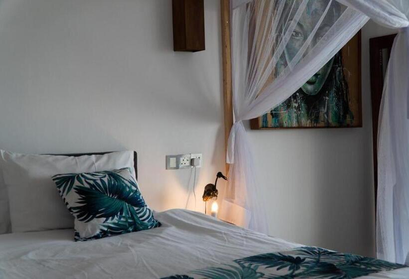اتاق استاندارد با بالکن و چشم‌انداز دریا, Visiwa Beach Resort