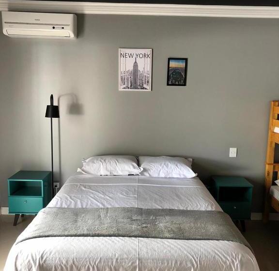四人标准间, Mundo Livre Guest House