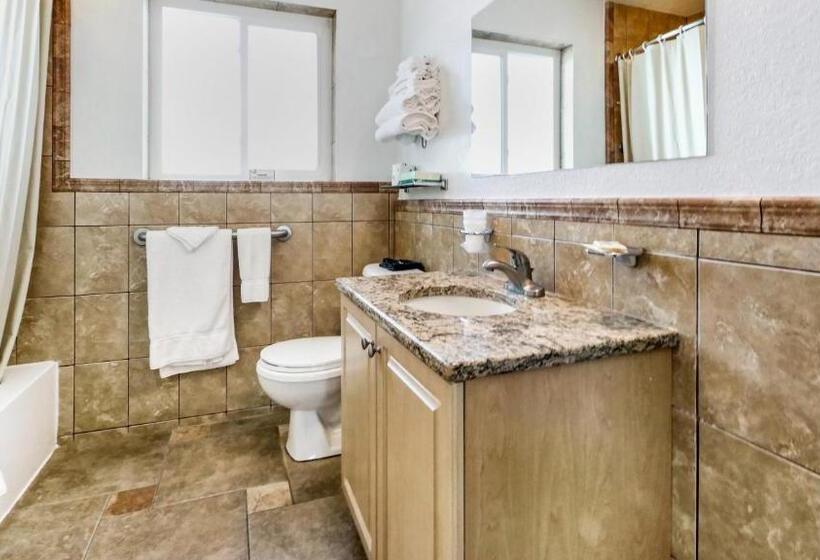 اتاق استاندارد با تخت بزرگ, Page Terrace Beachfront