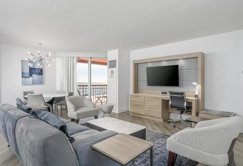 سوییت اجرایی, Perdido Beach Resort