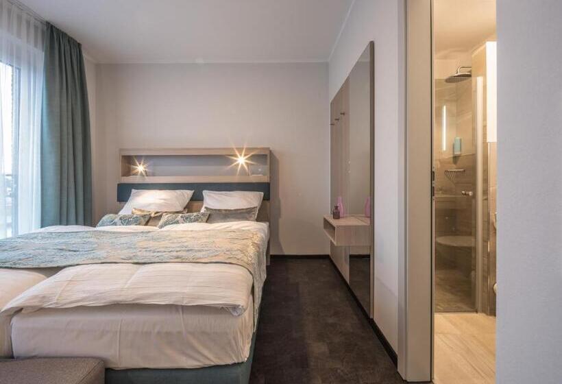 Люкс 2 Спальни, Rs Hotel   Smart & Modern Hotel Apartments