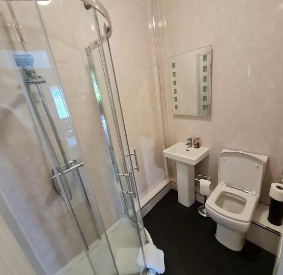 Номер Стандарт, The Mayfair Lodge & Family Suite