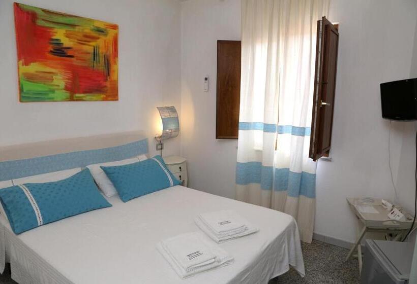 Standard room with outdoor bath, B&b Il Tramonto