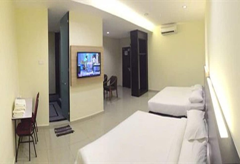 Номер Deluxe Кровать Кинг, Centre Point Tampin