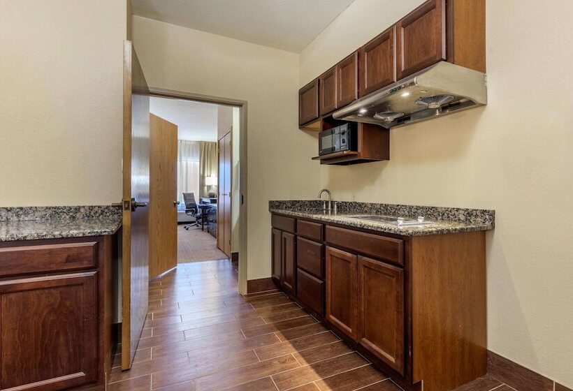 Люкс, Comfort Inn & Suites Kenosha Pleasant Prairie
