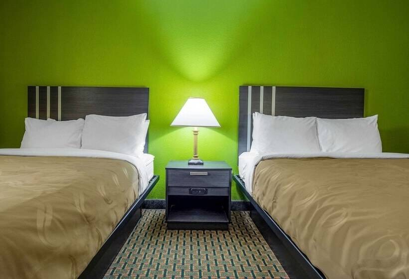 带2个双人床的标准工作室, Quality Inn West Columbia  Cayce