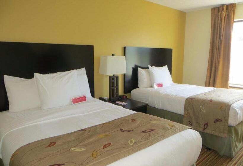 Номер Deluxe, Ramada By Wyndham Wisconsin Dells I 90