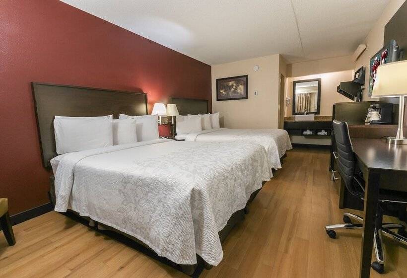 اتاق لوکس, Red Roof Inn Plus+ Wilmington   Newark