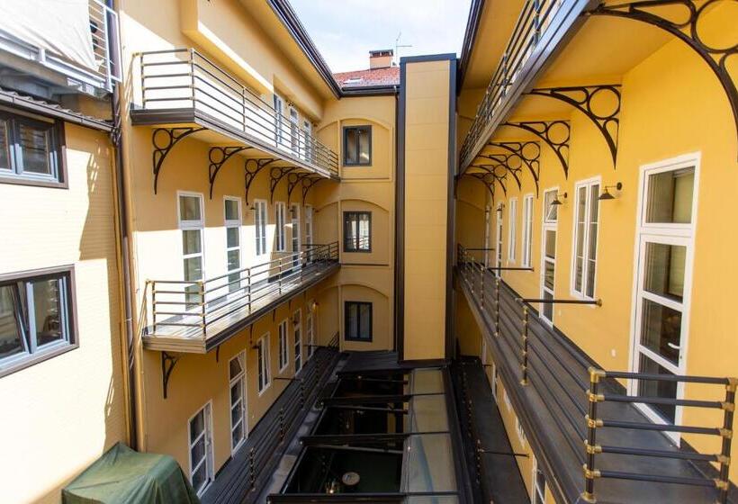 اتاق استاندارد با چشم‌انداز باغ, Timeout Heritage Hotel Zagreb