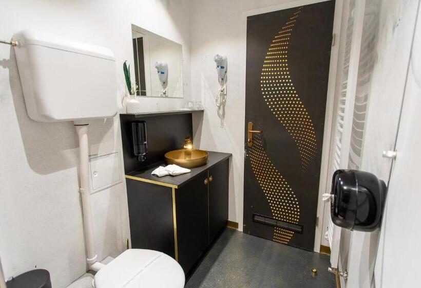 اتاق استاندارد با چشم‌انداز باغ, Timeout Heritage Hotel Zagreb