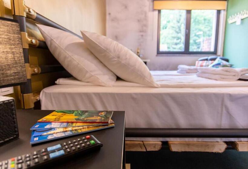 اتاق استاندارد با چشم‌انداز شهر, Timeout Heritage Hotel Zagreb