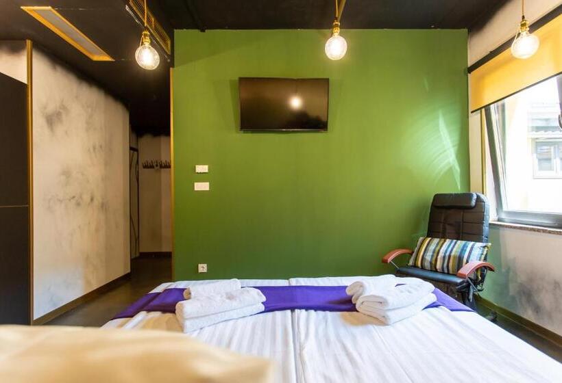 اتاق استاندارد با چشم‌انداز باغ, Timeout Heritage Hotel Zagreb