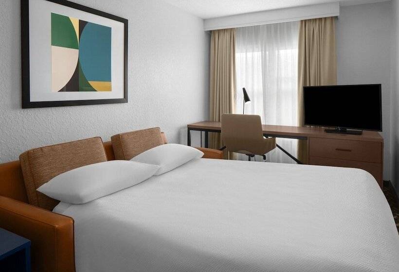 스위트, Residence Inn Boston Dedham
