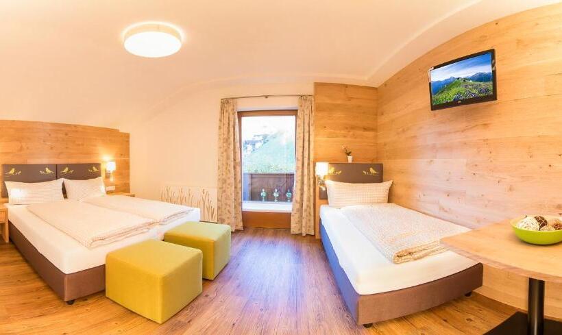 اتاق استاندارد سه نفره, Pension Sonnleitn