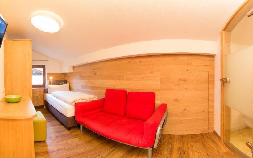 اتاق استاندارد یک نفره, Pension Sonnleitn