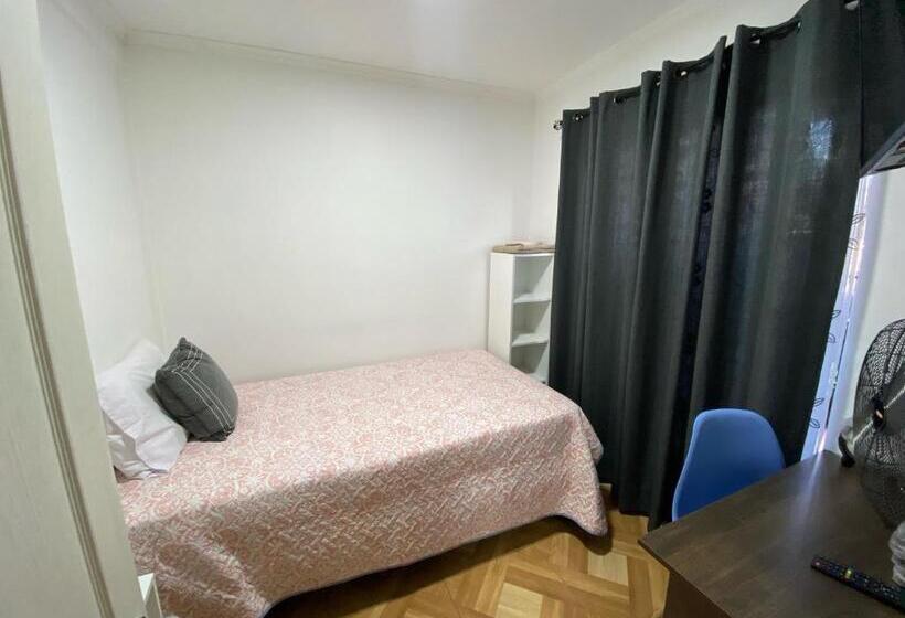 标准单人间共用浴室, Hostal Familiar S&g