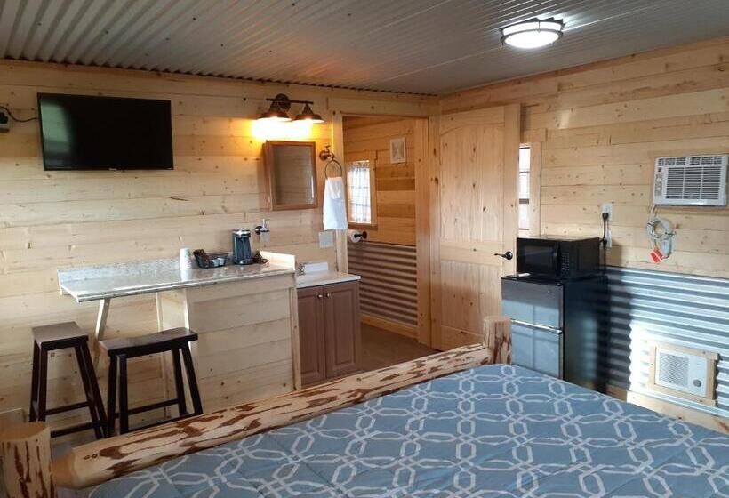 Номер Стандарт, Glacier Acres Guest Ranch