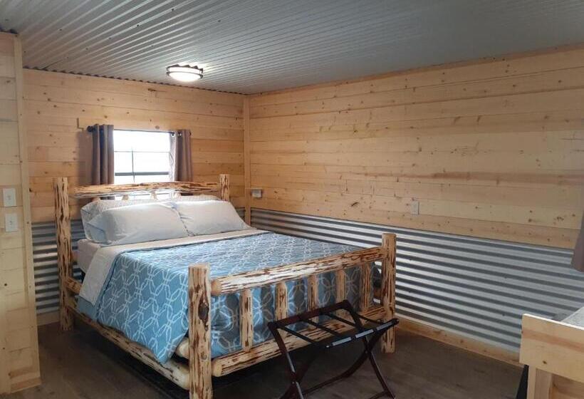 Номер Стандарт, Glacier Acres Guest Ranch