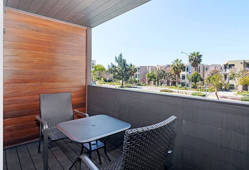 스탠다드 룸 킹사이즈 침대, Sands Of La Jolla
