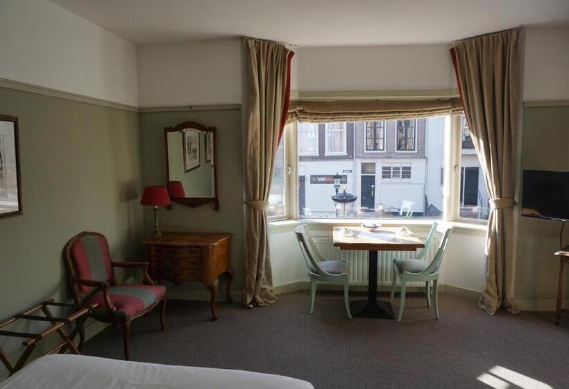 标准间带阳台, Logement Petit Beijers