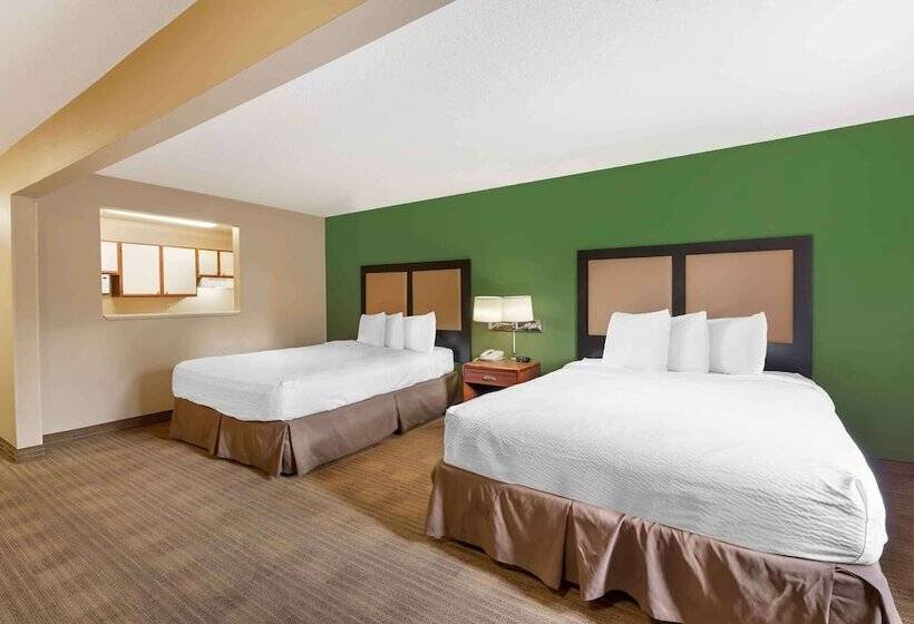 Студия Deluxe, Extended Stay America Suites  Chicago  Lombard  Yorktown Center