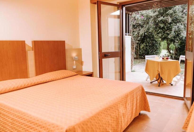 اتاق استاندارد چهار تخته, Valtur Otium Resort