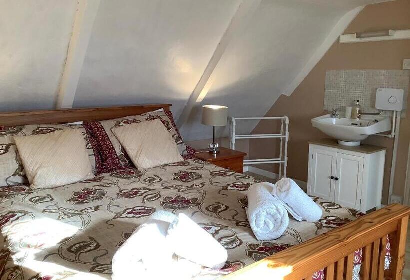 Номер Стандарт Совместная Ванная, Haelarcher Farmhouse And Helicopter B&b