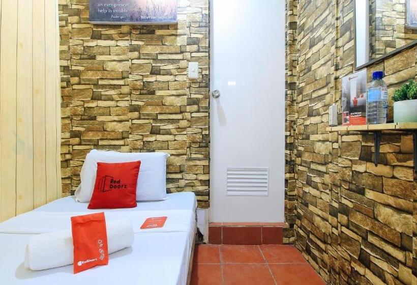 标准单人间, Reddoorz Near Owwa Pasay