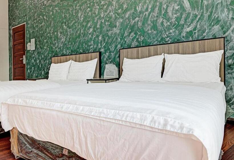 سوییت خانوادگی, Oyo 89840 69 Room 4 Stay