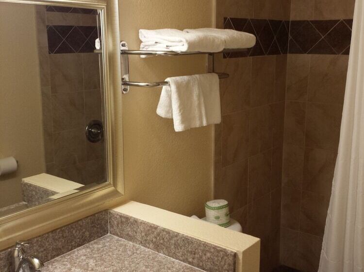 豪华房间, Travelodge By Wyndham San Diego Seaworld
