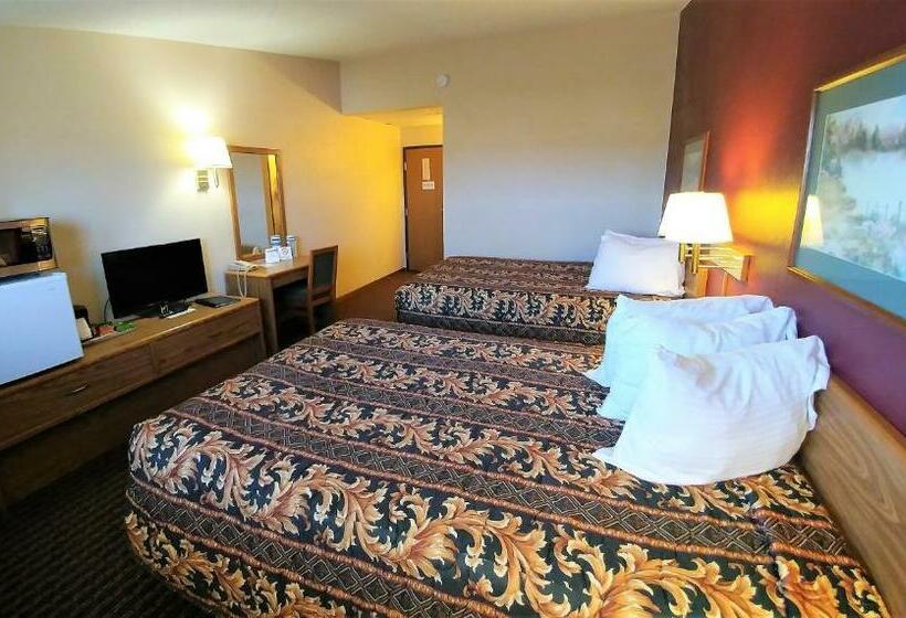 Номер Стандарт 2 Двуспальные Кровати, Red Carpet Inn  Windom