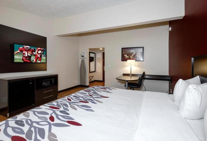 Номер Superior Кровать Кинг, Red Roof Inn Vermillion  U Of South Dakota