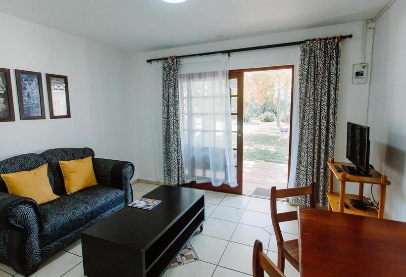 디럭스 룸, Golden Candle Guest House