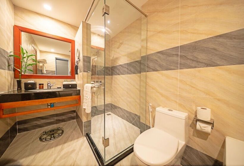 이그제큐티브 스위트, Poulo Wai Hotel & Apartment