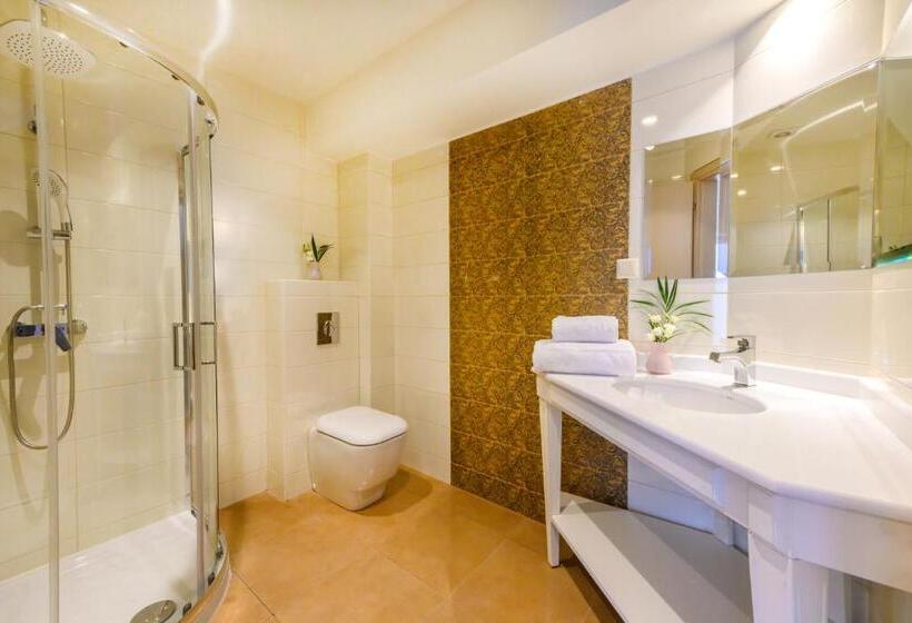سوئیت پرزیدنت, Emerald Suites