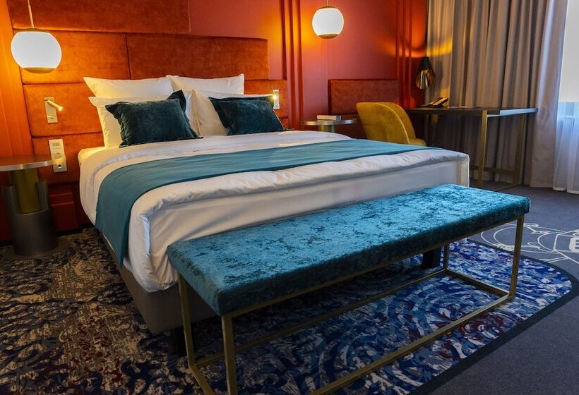 Номер Deluxe, Mercure Blagoveshchensk