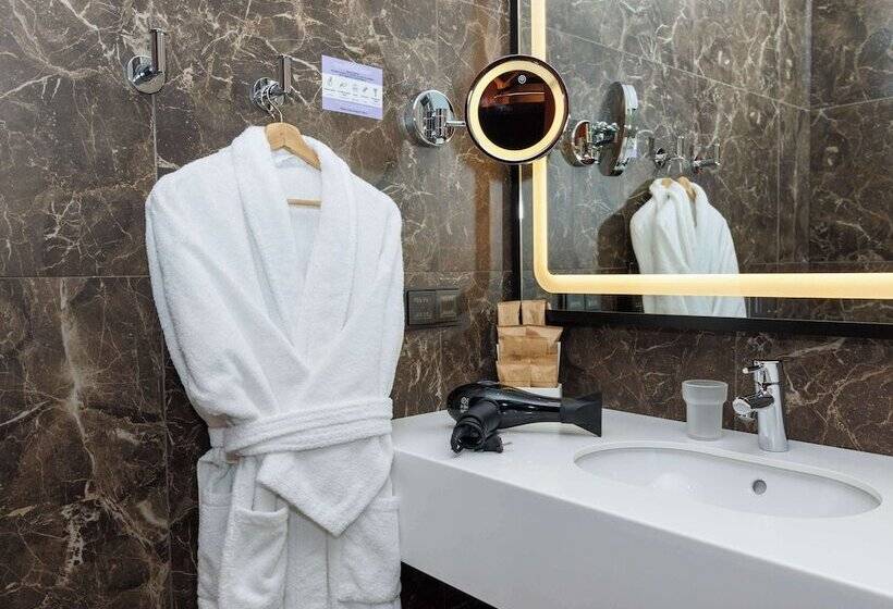 Номер Deluxe, Mercure Blagoveshchensk