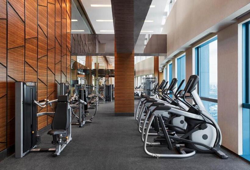 도시전망 디럭스룸 킹침대, Sheraton Beijing Lize