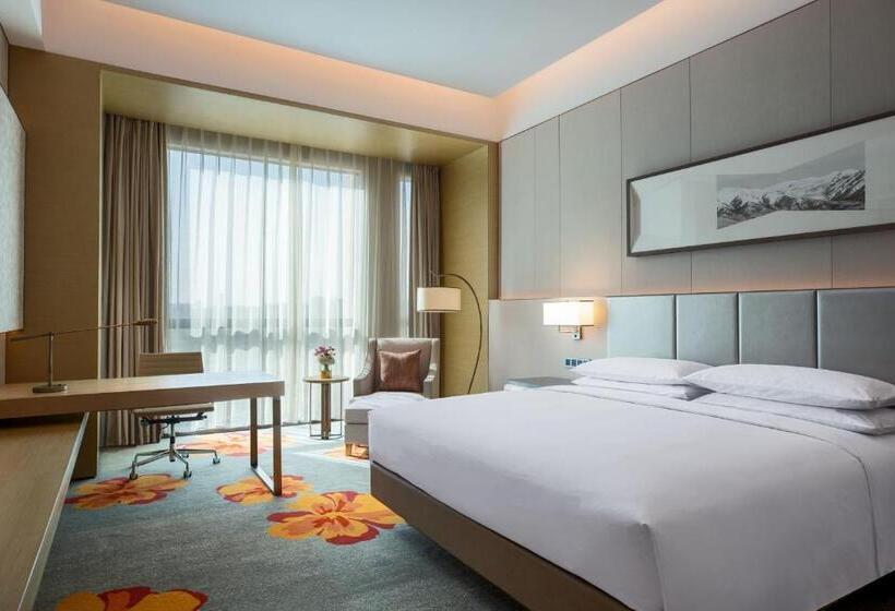 클럽 룸 킹침대, Sheraton Beijing Lize