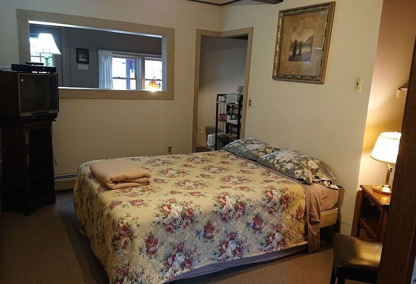 Студия Стандарт, Brookside Motor Inn