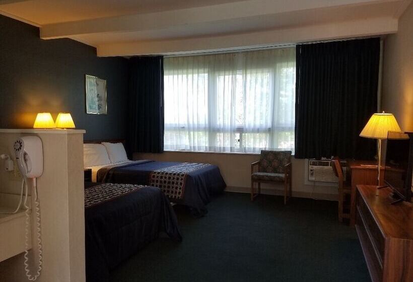 Номер Стандарт 2 Двуспальные Кровати, Travelodge By Wyndham Lake George Ny