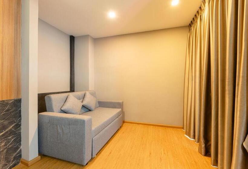 豪华家庭房间, Sky Wave Patong