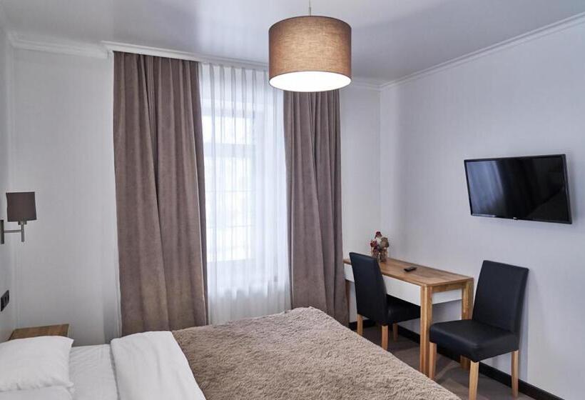 Студия Стандарт, Villa Gor
