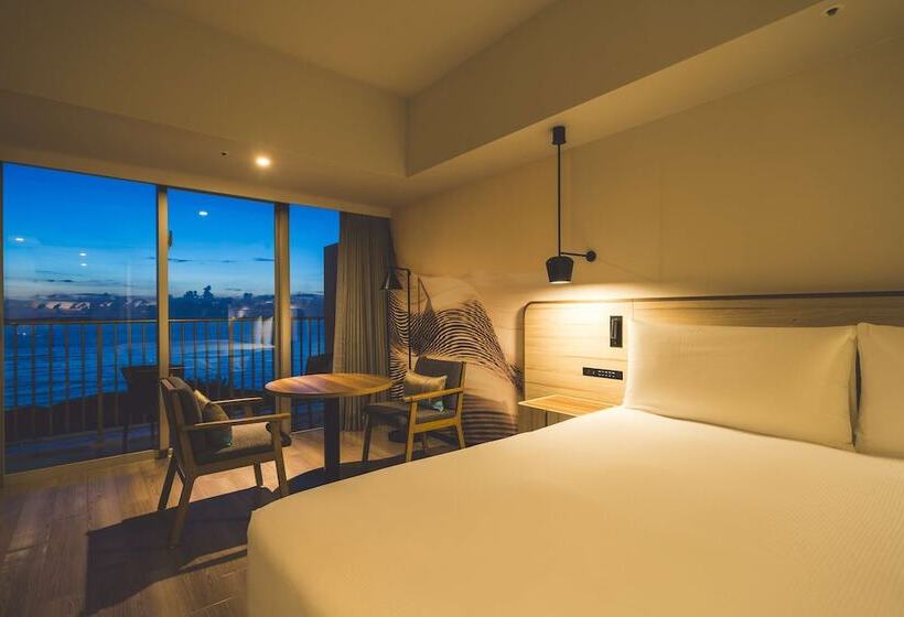 اتاق اجرایی با چشم‌انداز دریا, Hilton Okinawa Sesoko Resort