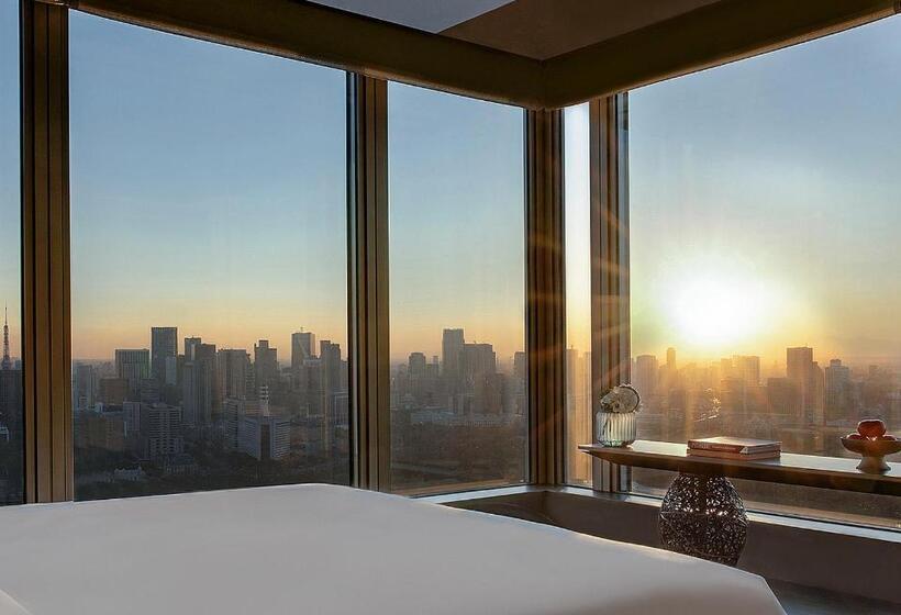 Студио Стандарт Кровать Кинг, Four Seasons Hotel Tokyo At Otemachi