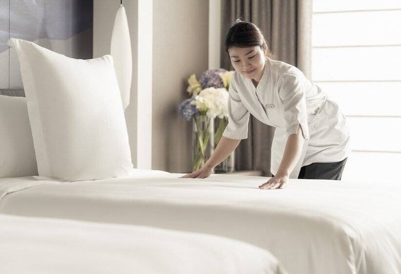 Номер Deluxe Вид на Город, Four Seasons Hotel Tokyo At Otemachi