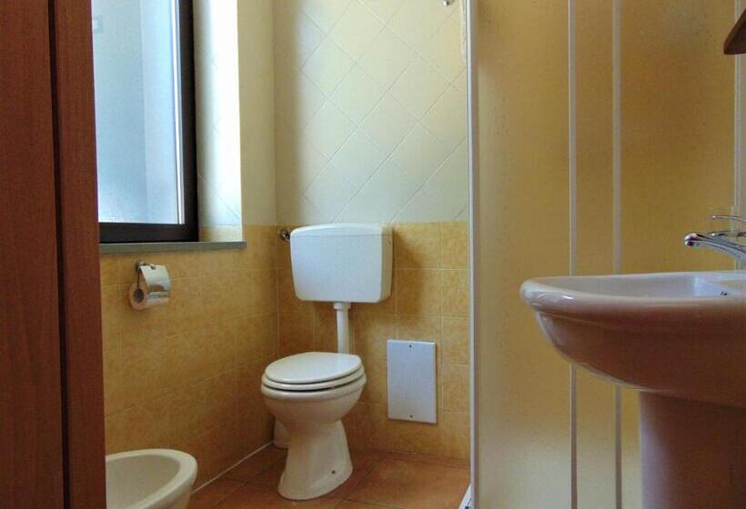 Standard room with outdoor bath, Casale Rurale