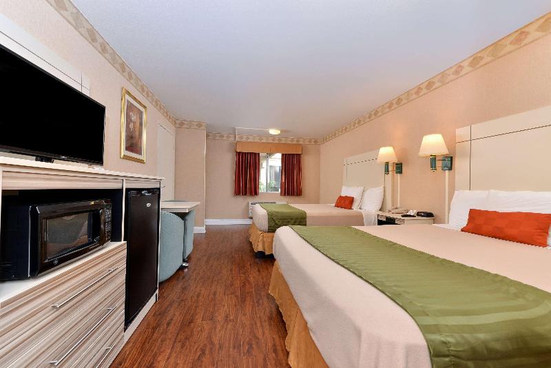 اتاق استاندارد چهار تخته, Hostal Toledo