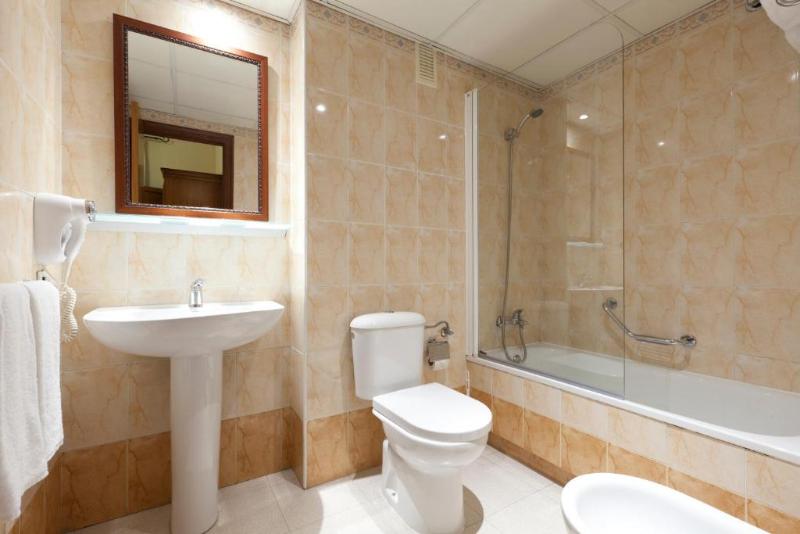 استودیوی استاندارد, Apartamentos Vértice Bib Rambla