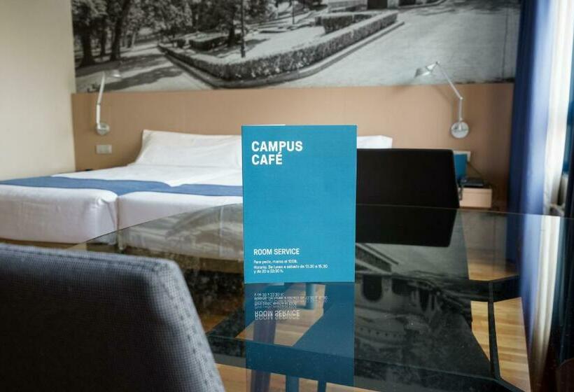 スタンダードスタジオ, Aparthotel Campus